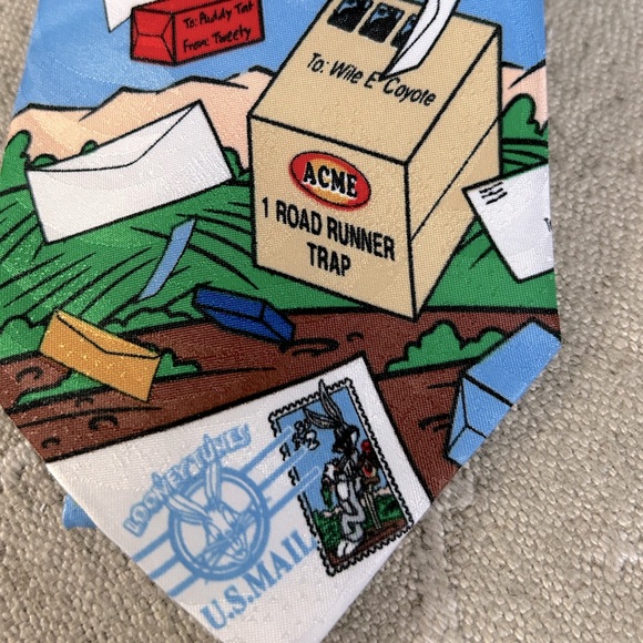 Vintage 1997 Y2K Looney Tunes Limited Stamp Collection Tie! - Picture 4 of 7